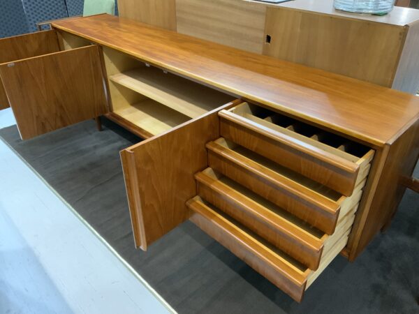 Parker Lip-Handle Long Sideboard - Image 3