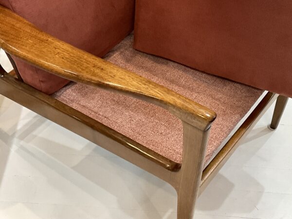 DON REX TV/Chair (One Available) - Image 6