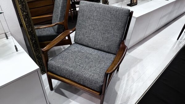 Rare Don Rex Timber Slats back armchair - Image 3