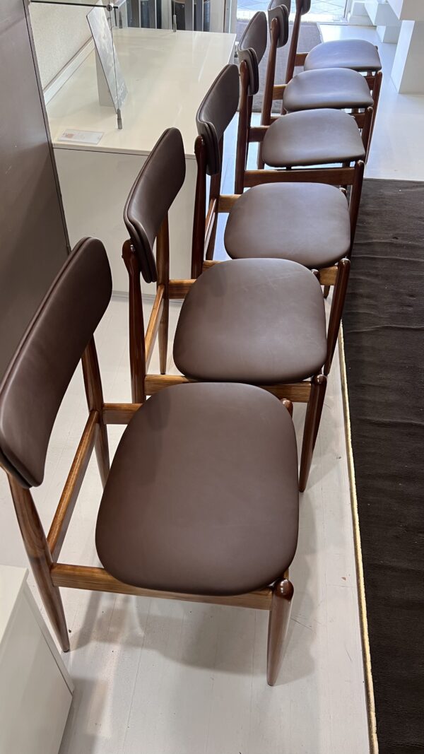 PARKER 107 Spade Back Chairs - Image 3