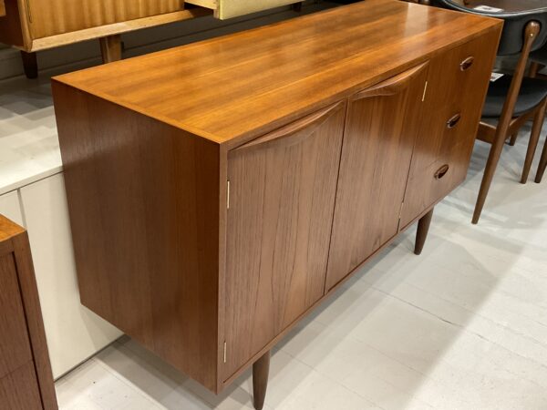 Small Chiswell Sideboard