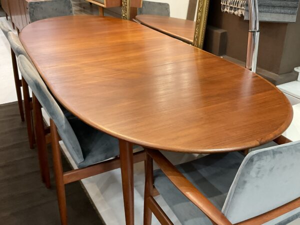 Largest Parker Extendable Dining Table - Image 3