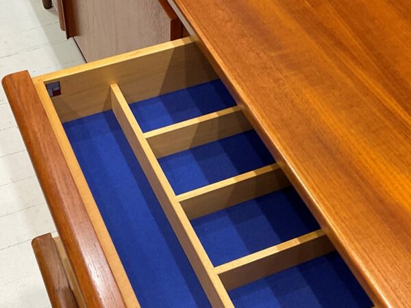 Parker Lip-Handle Sideboard - Image 8