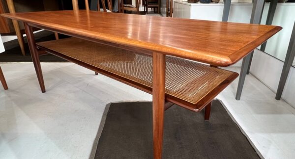 Parker Largest COFFEE TABLE 1,52M