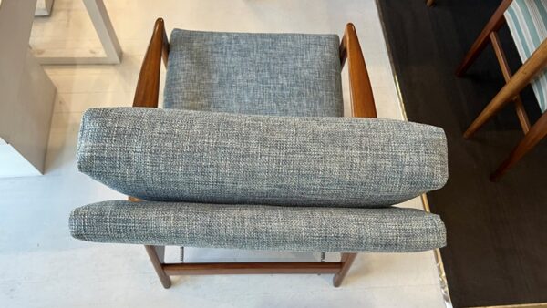 Genuine Parker RECLINER armchair - Image 3