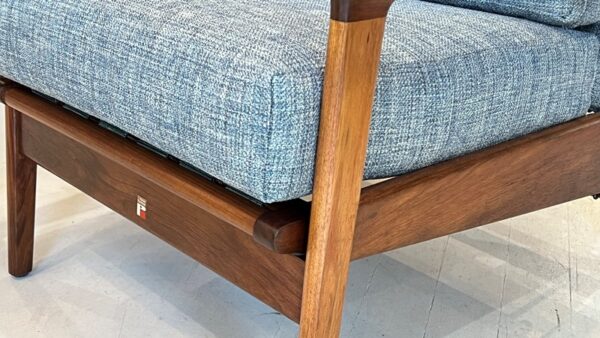 Genuine Parker RECLINER armchair - Image 4