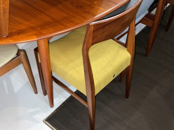 MID-CENTURY T.H. Brown Chairs x4 in Choice of Upholstery - Image 5