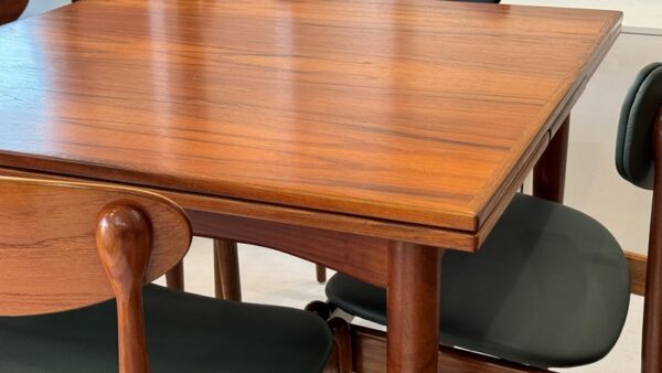Parker Square Extendable Dining Table - Image 2
