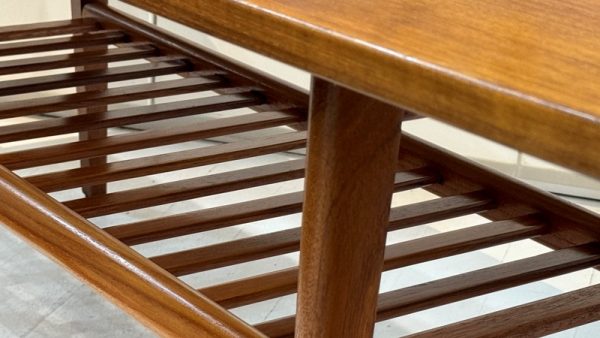COFFEE TABLE MCM - Image 4