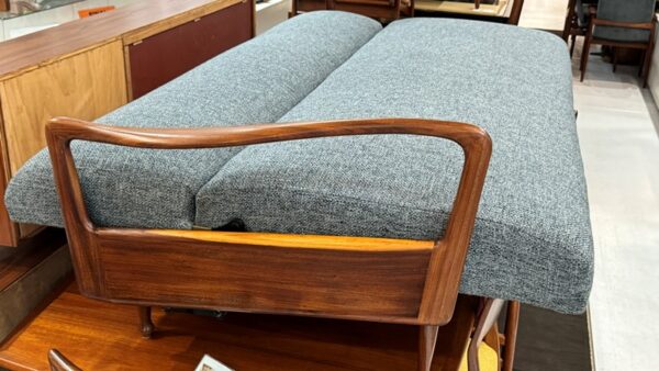 GRAVES & THOMAS UK Mid-Century Sofa/Daybed - Image 3