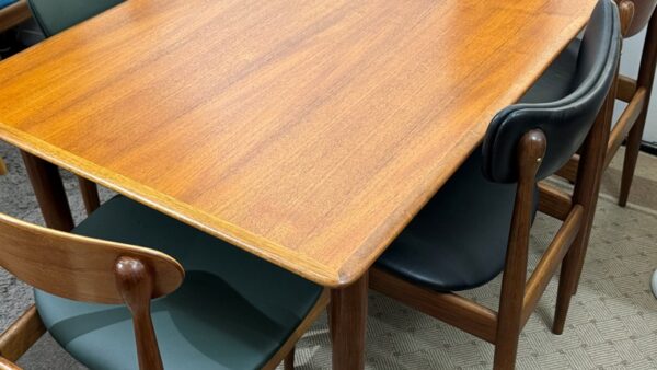 Parker Nordic Dining Table - Image 4
