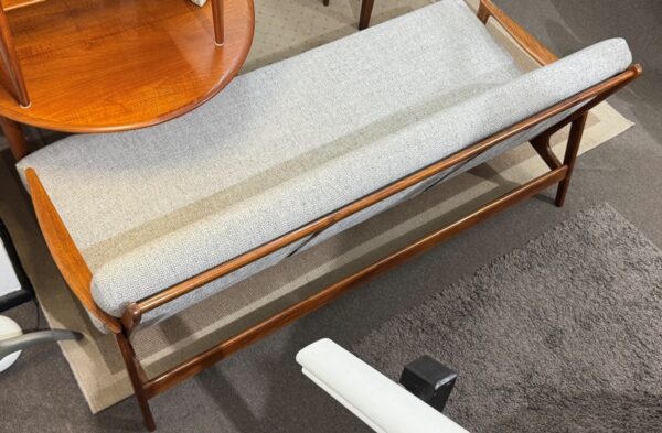 Genuine Parker Low Line 3-seater Sofa 1960’s - Image 2