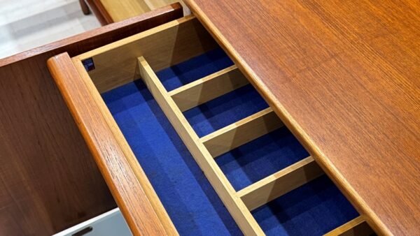 Parker Lip-Handle/BAR Sideboard - Image 6