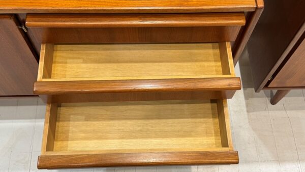 Parker Lip-Handle Sideboard - Image 6