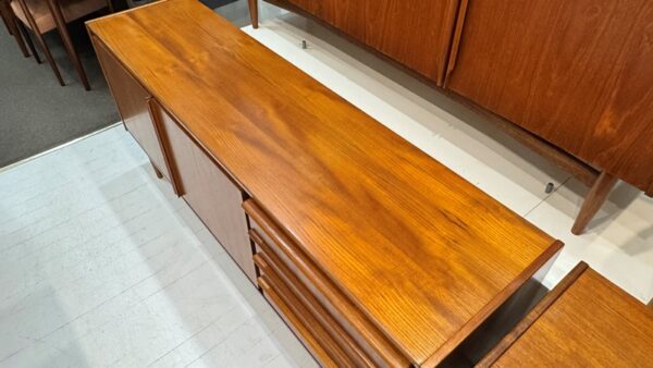 Parker Lip-Handle Sideboard - Image 8