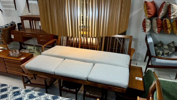DON REX 3-Seater/Daybed - Image 5